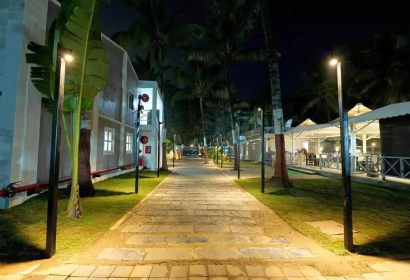 Hotelli Gold Beach Villa