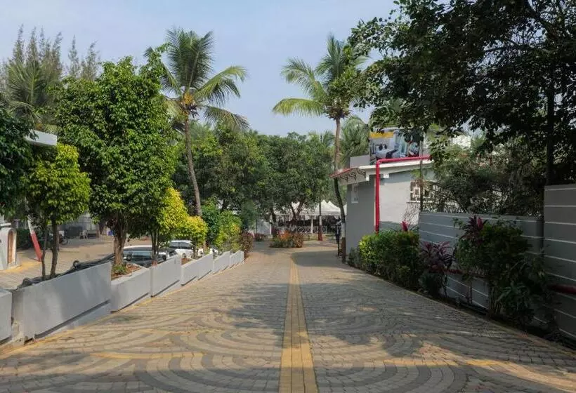 Hotelli Gold Beach Villa