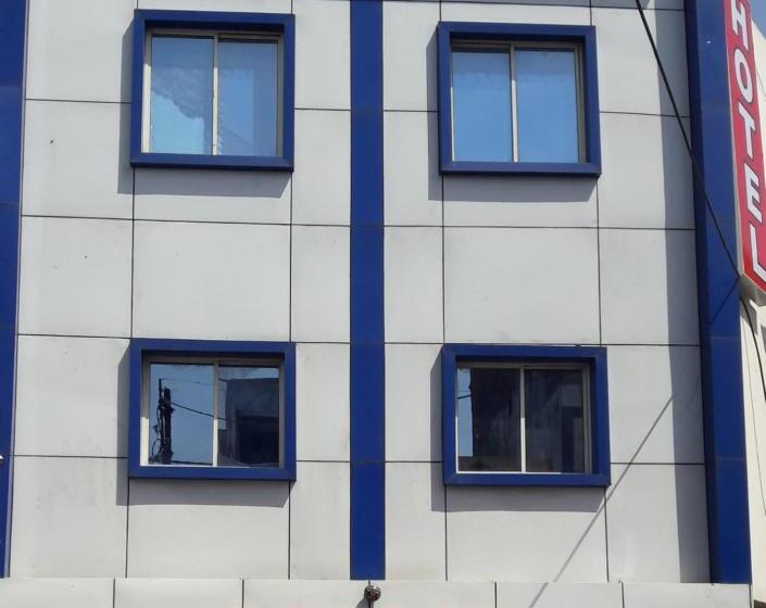 בית מלון כפרי Kanha Inn