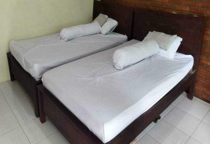 פנסיון Borobudur Kampung Homestay M Maslah