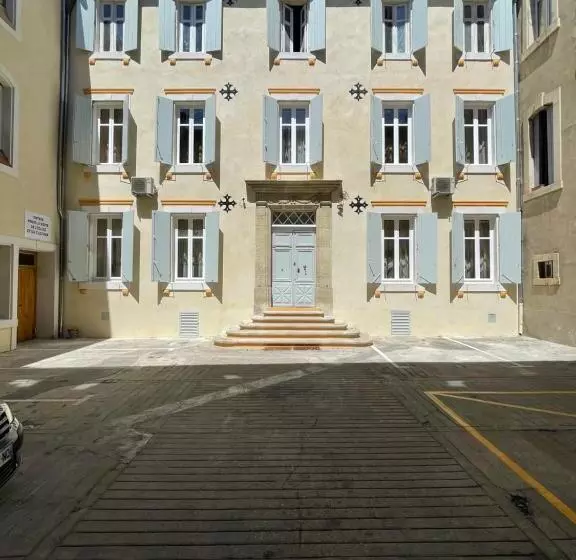 ペンション Chambre A Baldaquin Maison De L église Du Couvent