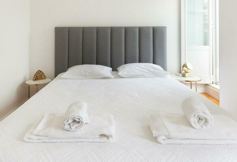 Pensione Room With Private Bathroom  Alcantara