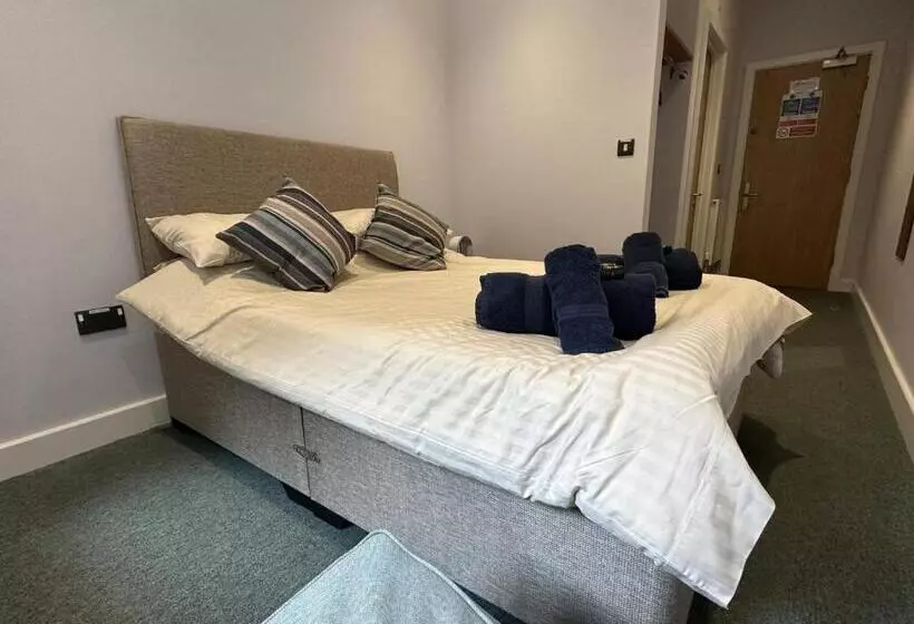 هتل No 9 Ocean Cabins   Saundersfoot Harbour   Saundersfoot