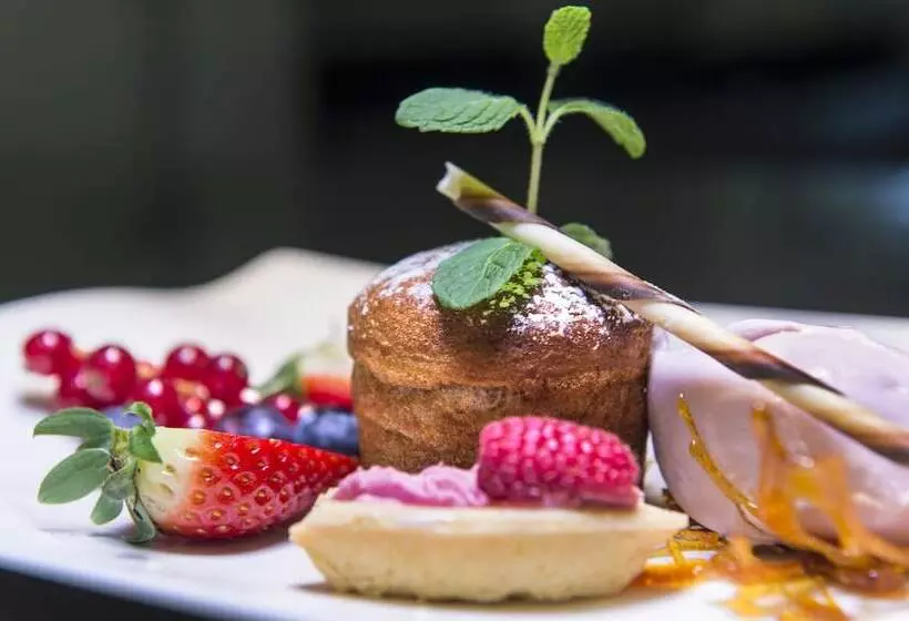 هتل Abinea Dolomiti Romantic Spa