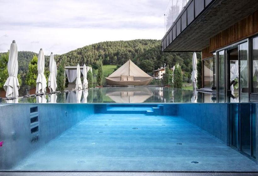 هتل Abinea Dolomiti Romantic Spa