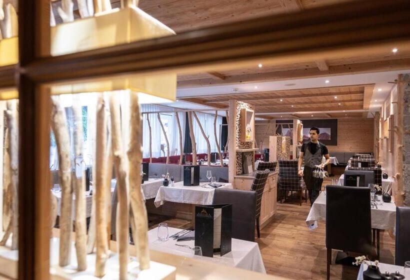 هتل Abinea Dolomiti Romantic Spa