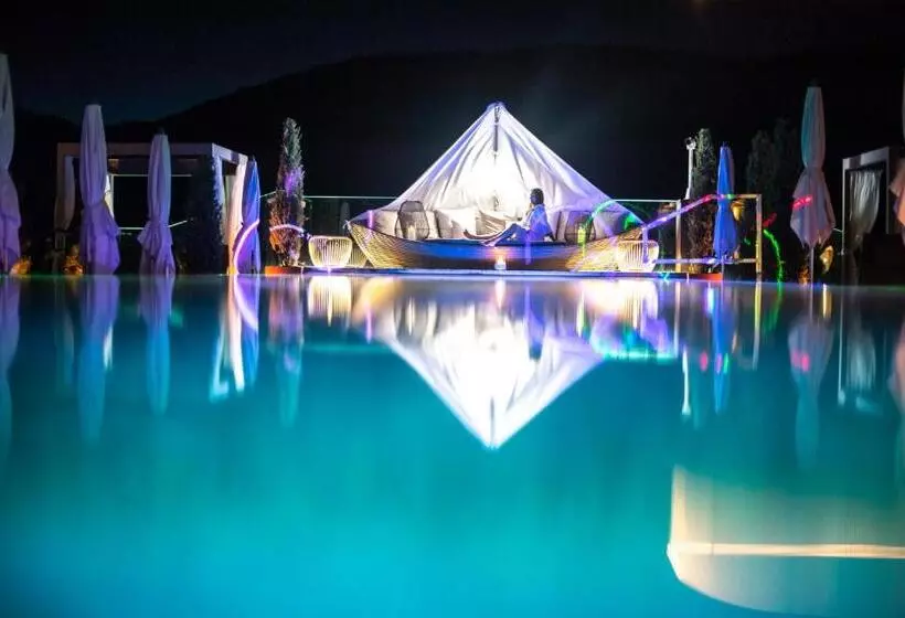 هتل Abinea Dolomiti Romantic Spa