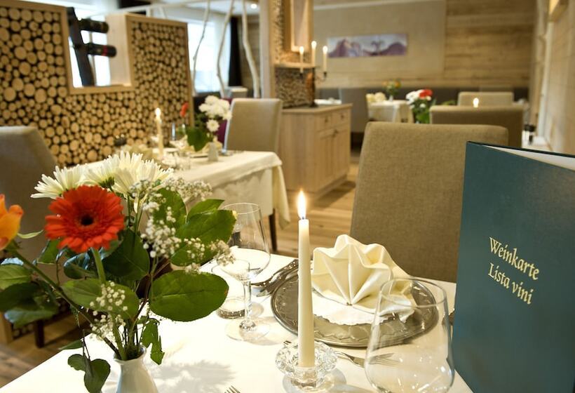 هتل Abinea Dolomiti Romantic Spa