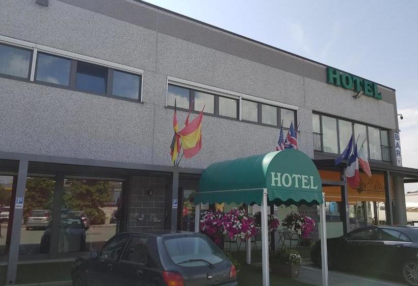 Отель Agli Alteni