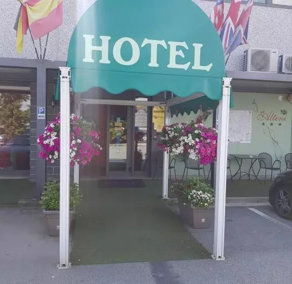 ホテル Agli Alteni