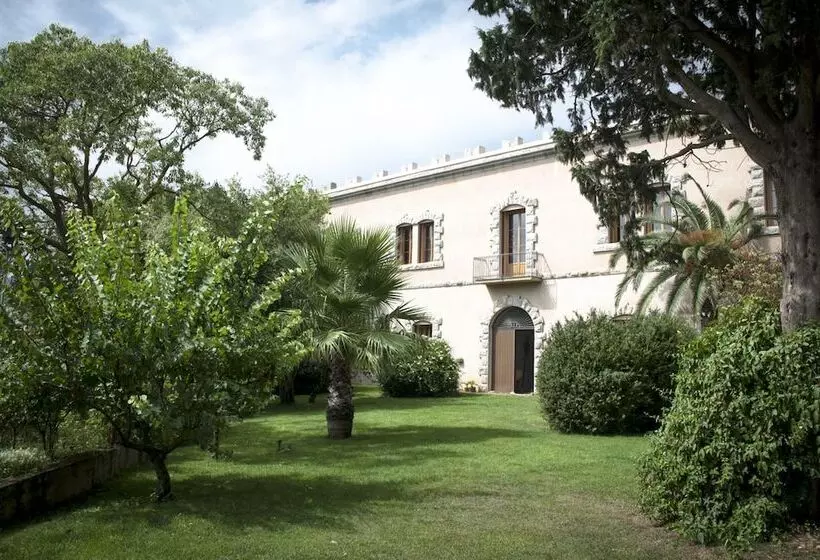 Отель Agrirelais Baglio Di Pianetto