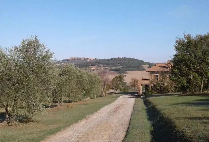 فندق Agriturismo Barbi