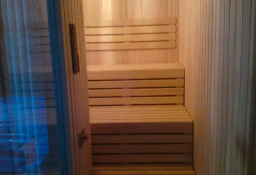 Hotel Albergo Punta Zerbion