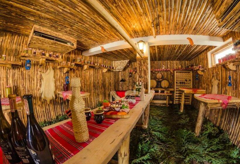 هتل Cabana Trei Brazi