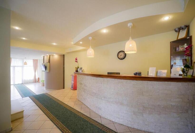 هتل Cabana Trei Brazi