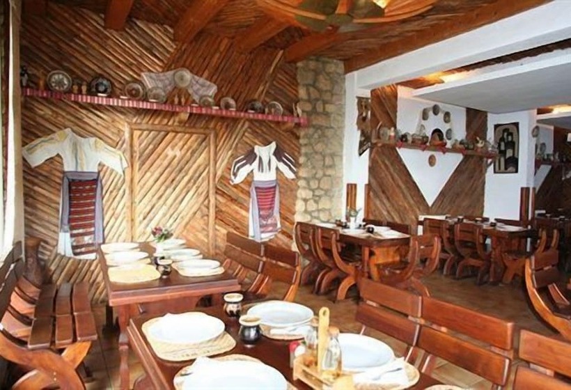 هتل Cabana Trei Brazi