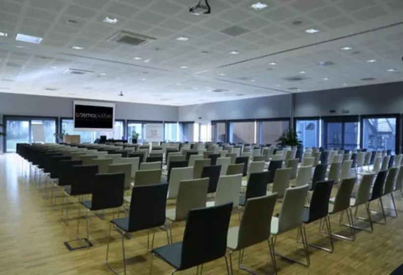 ホテル Cosmopolitan