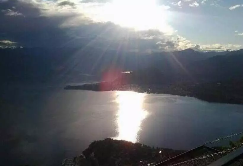 酒店 Funivie Del Lago Maggiore