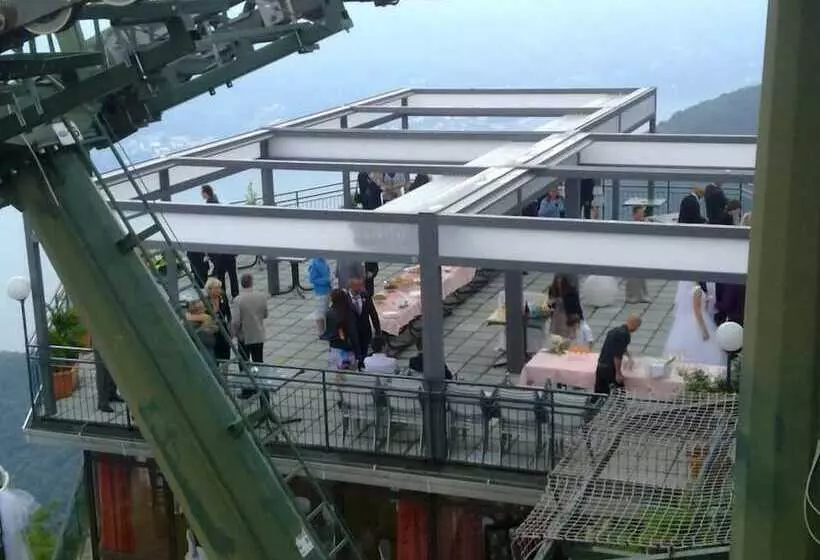 Отель Funivie Del Lago Maggiore