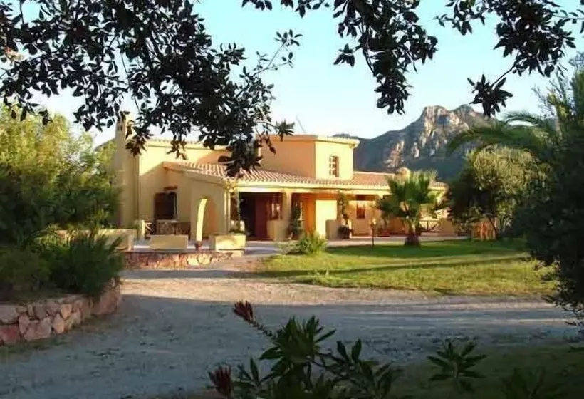 Hotel Genna E Masoni