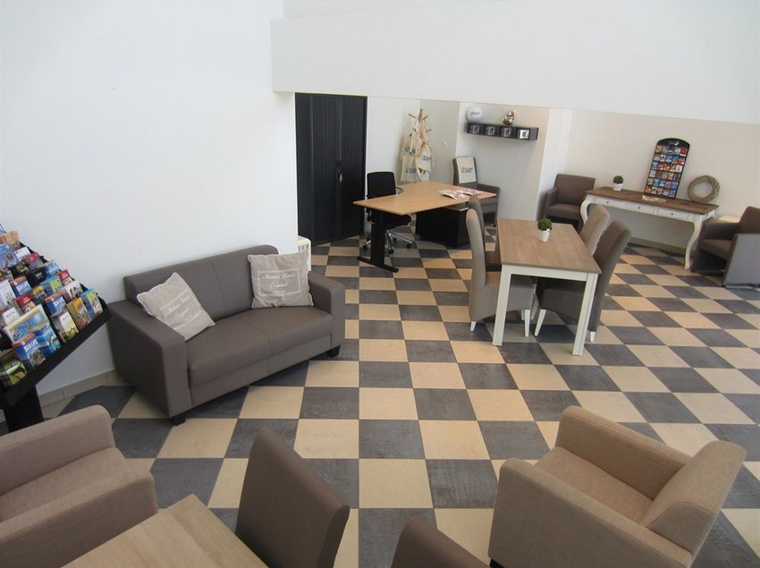 ホテル Holiday Suites Blankenberge