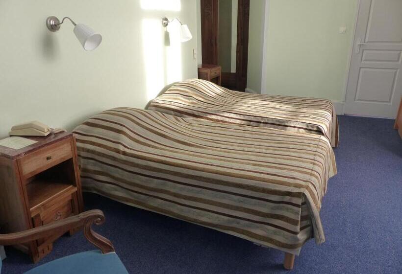 ホテル Hôtel Des Thermes