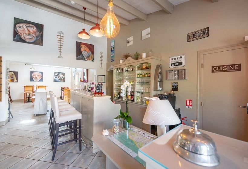 호텔 Hôtel Le Peu Breton