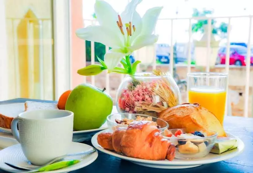 Hotel Hôtel Posta Vecchia