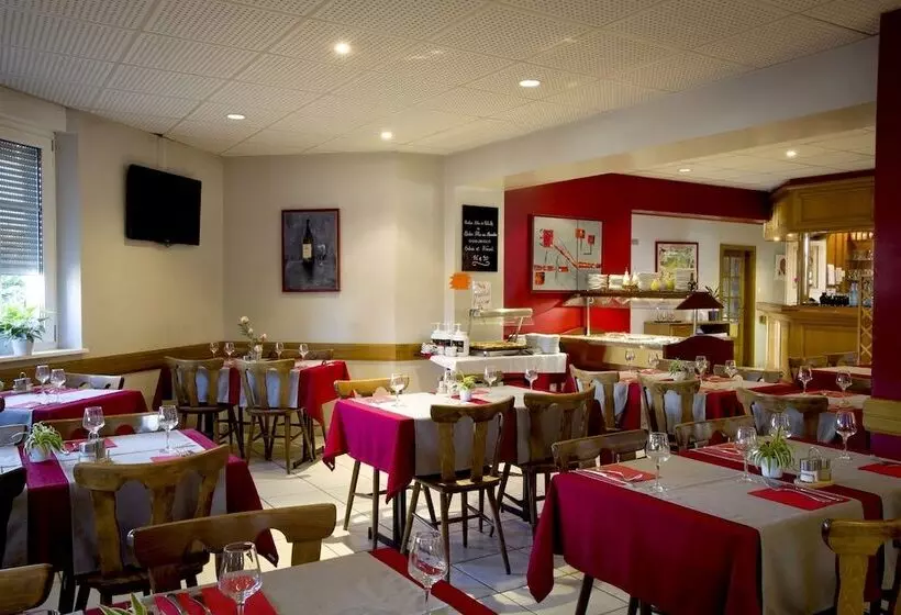 فندق Hôtel Restaurant Au Lion D Or