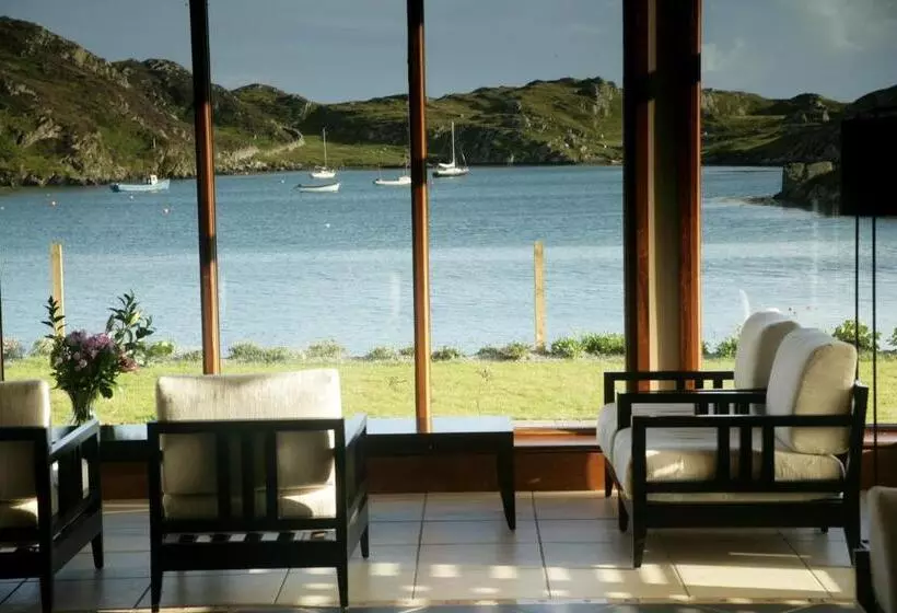 ホテル Inishbofin House