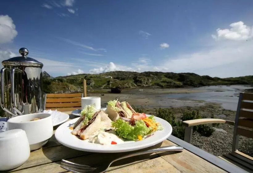 ホテル Inishbofin House
