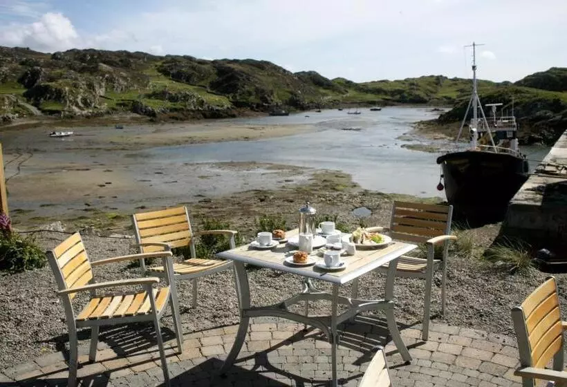 ホテル Inishbofin House