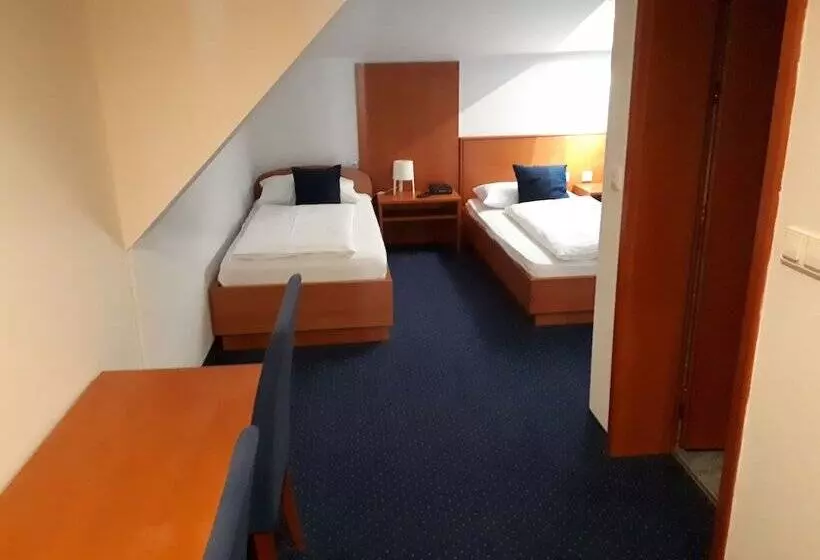 هتل Maribor Inn