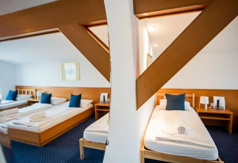 هتل Maribor Inn