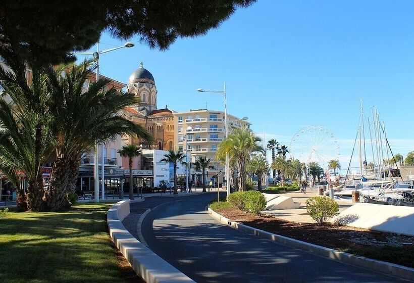 בית מלון כפרי Nouvel