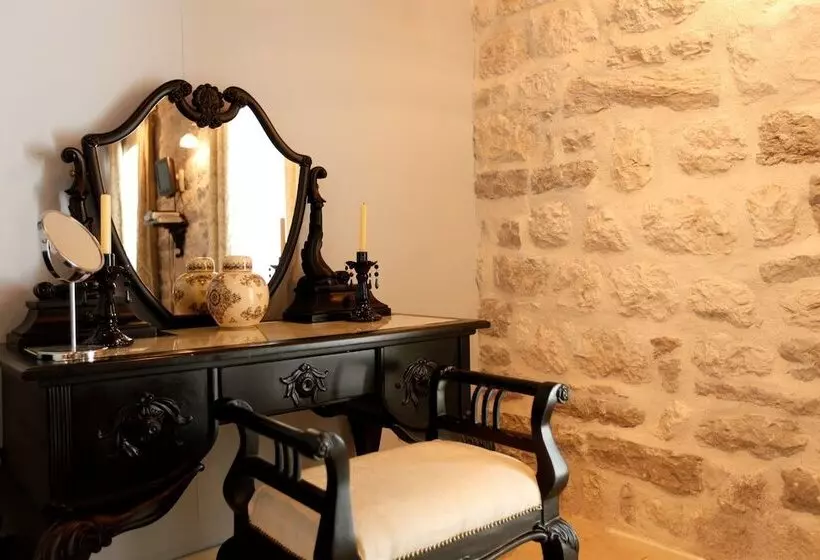 هتل Palazzo Radomiri Heritage Boutique