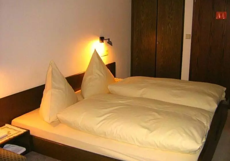 Отель Restaurant Bären