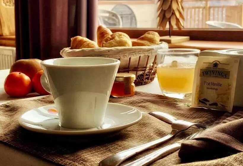 هتل S Les Catrems & Le Montagnou