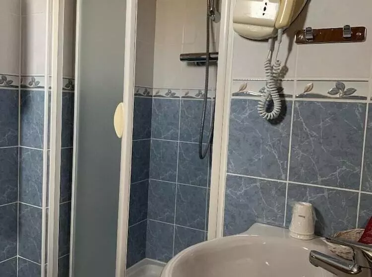 هتل S Les Catrems & Le Montagnou