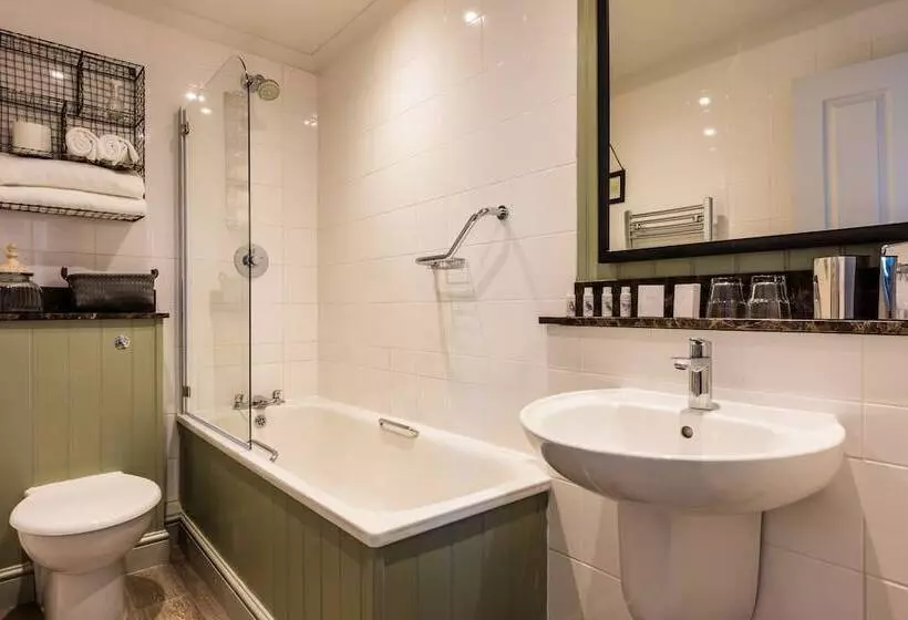 בית מלון כפרי The Brewers Inn