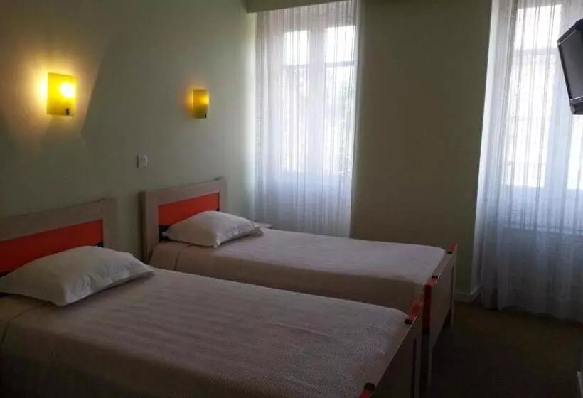 호텔 The Originals Access, Hôtel Figeac