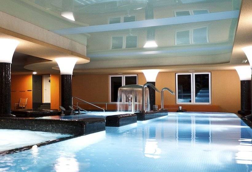 Отель Wellamarin