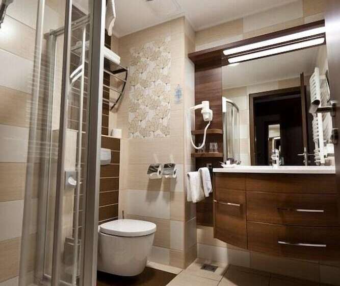 Отель Wellamarin