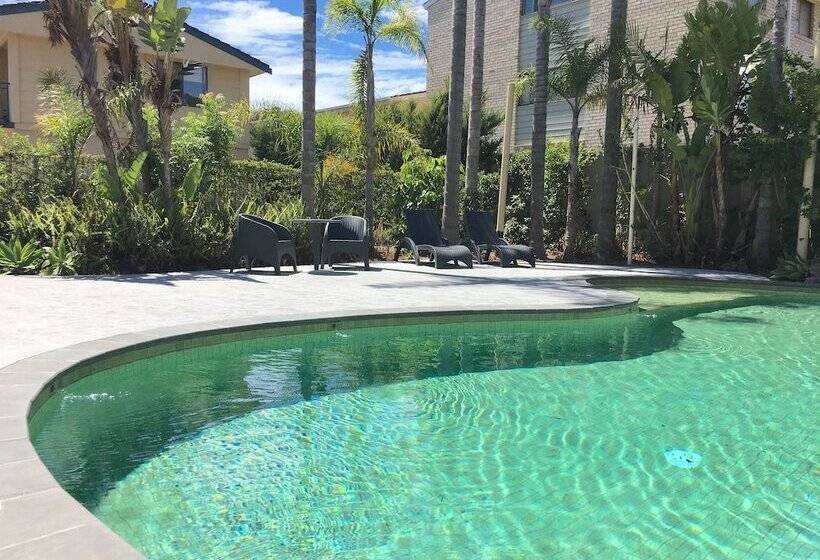 モーテル Araluen Motor Lodge