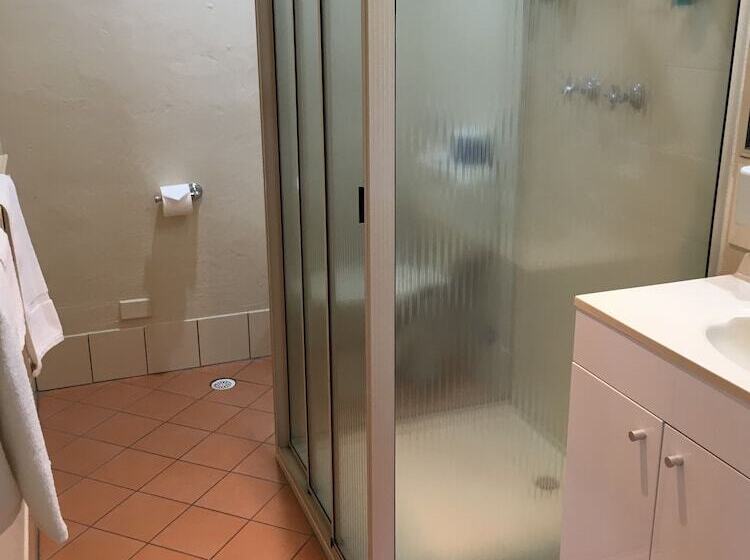 モーテル Araluen Motor Lodge