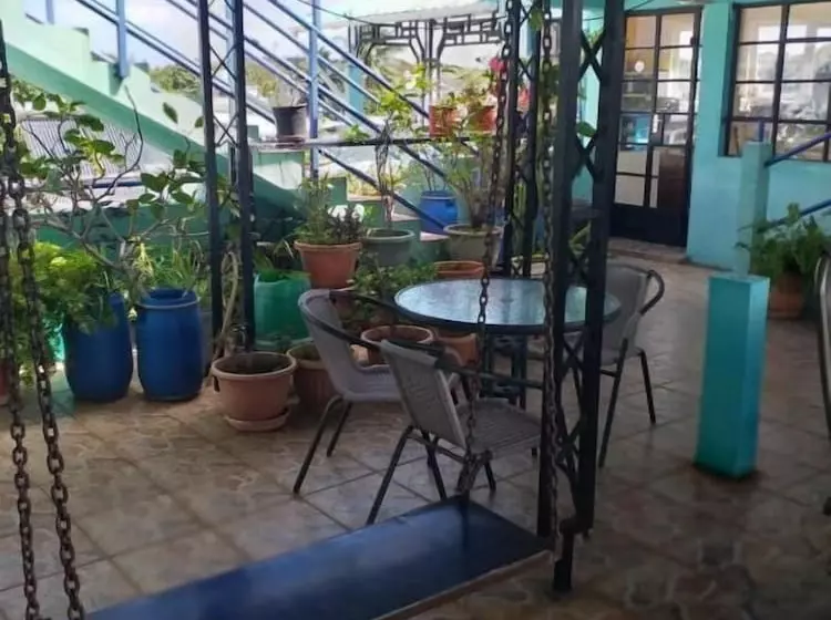 پانسیون Tyvabro Guesthouse