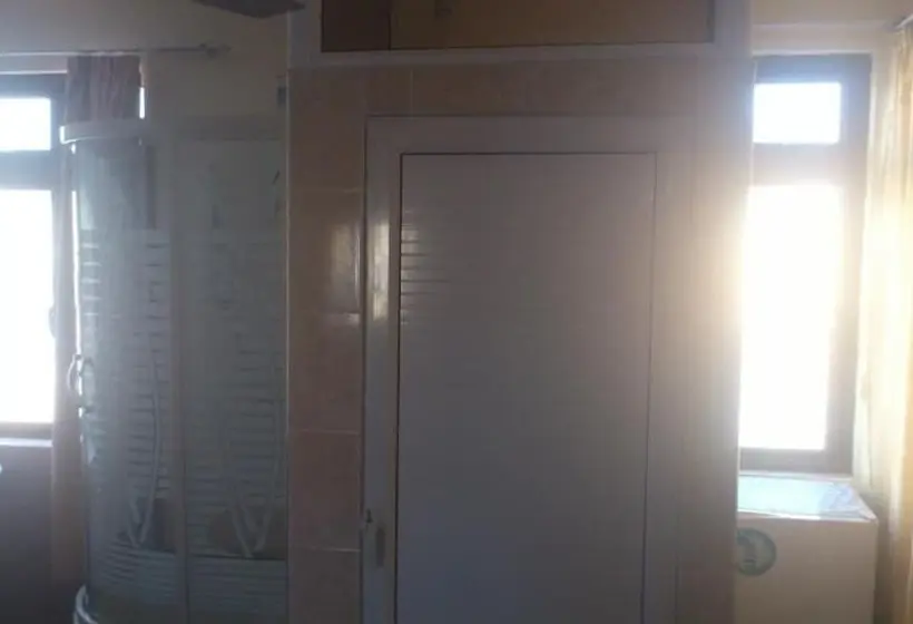 پانسیون Tyvabro Guesthouse