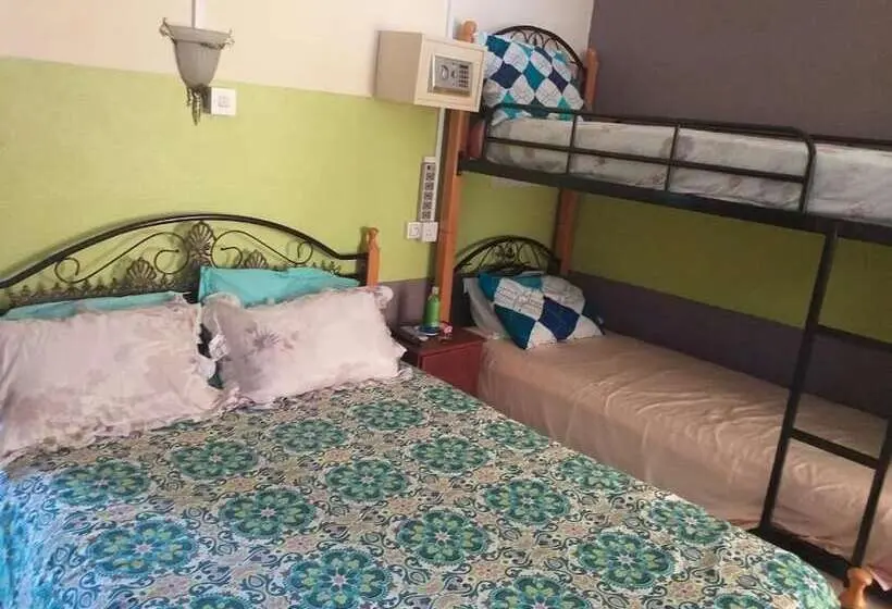 پانسیون Tyvabro Guesthouse