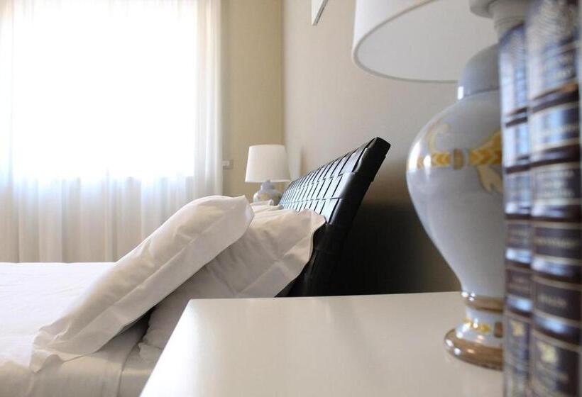 דירת נופש Colonna Rooms & Apartment