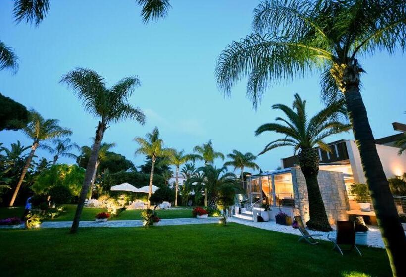 דירת נופש Colonna Rooms & Apartment